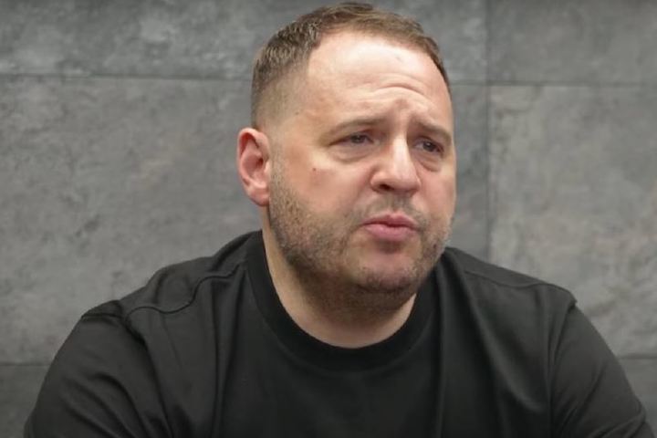 Глава офиса Зеленского осудил предложенные Макроном гарантии безопасности для России — Financial Times