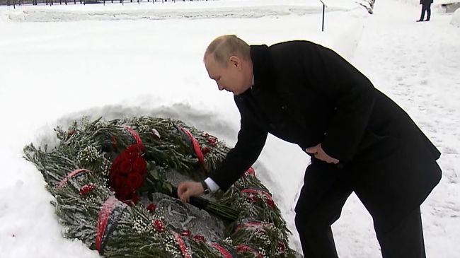 Путин примет участие в мероприятиях по случаю 80-летия снятия блокады Ленинграда — Financial Times
