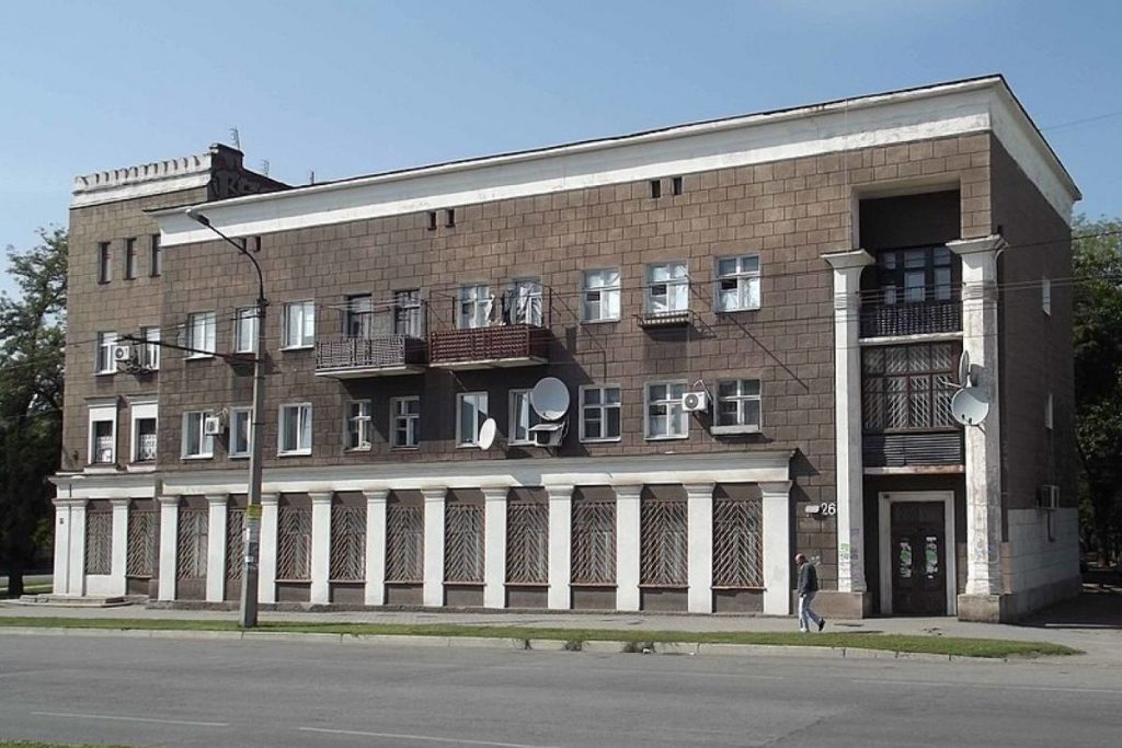 Рогов: ВСУ превращают заводы в Запорожье в военные бункеры — Financial Times