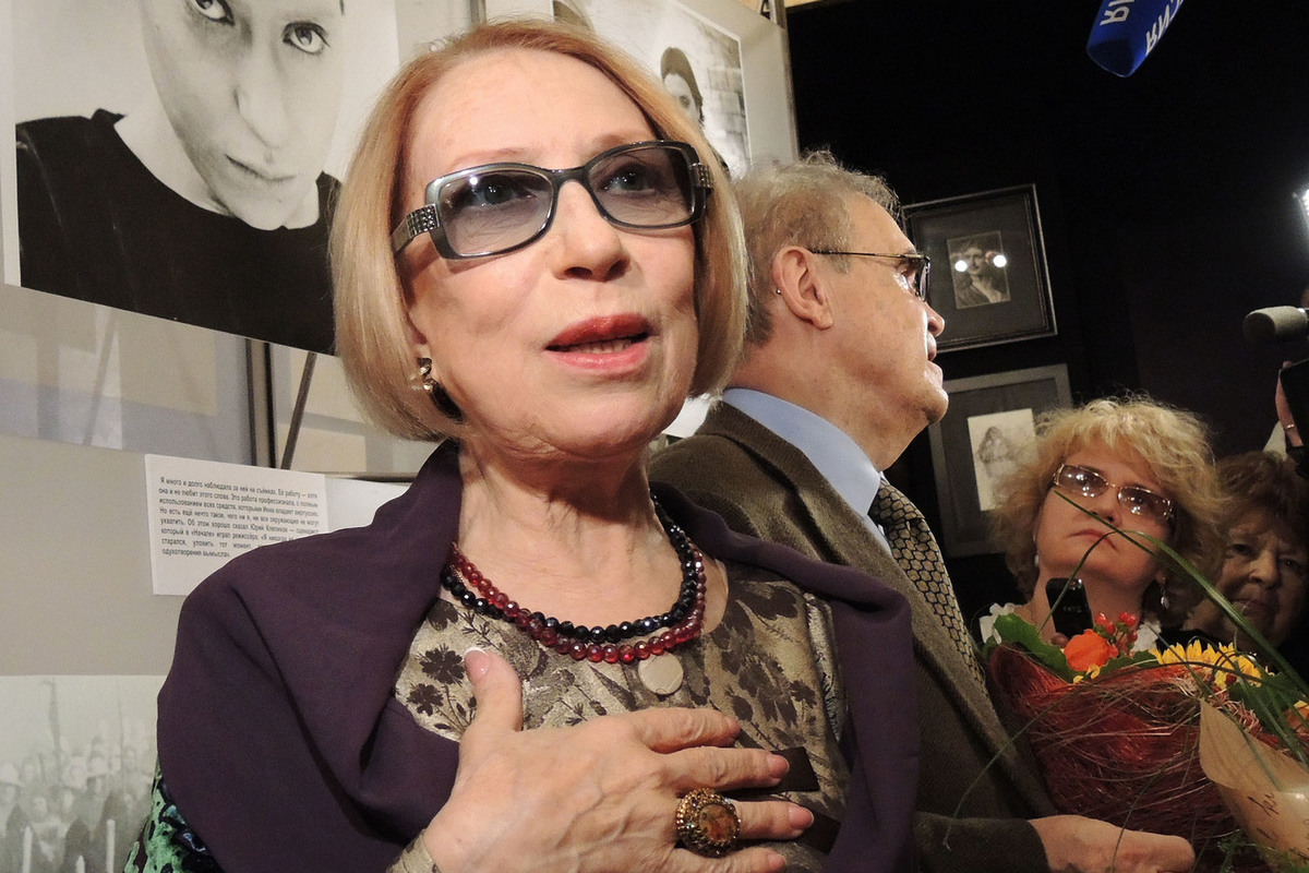 Церемония прощания с Чуриковой перенесена в Храм Христа Спасителя — Financial Times