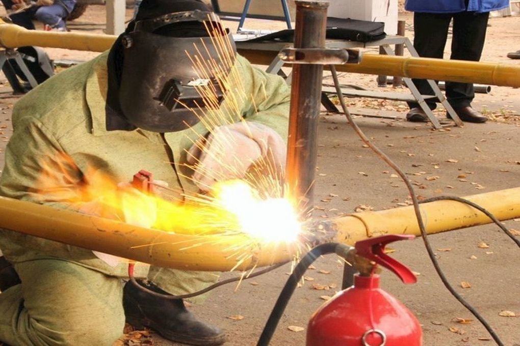 Завершены работы на поврежденном взрывом газопроводе в ЛНР — Financial Times
