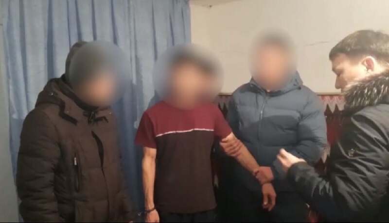 Подозреваемых в 11 квартирных кражах задержали туркестанские полицейские