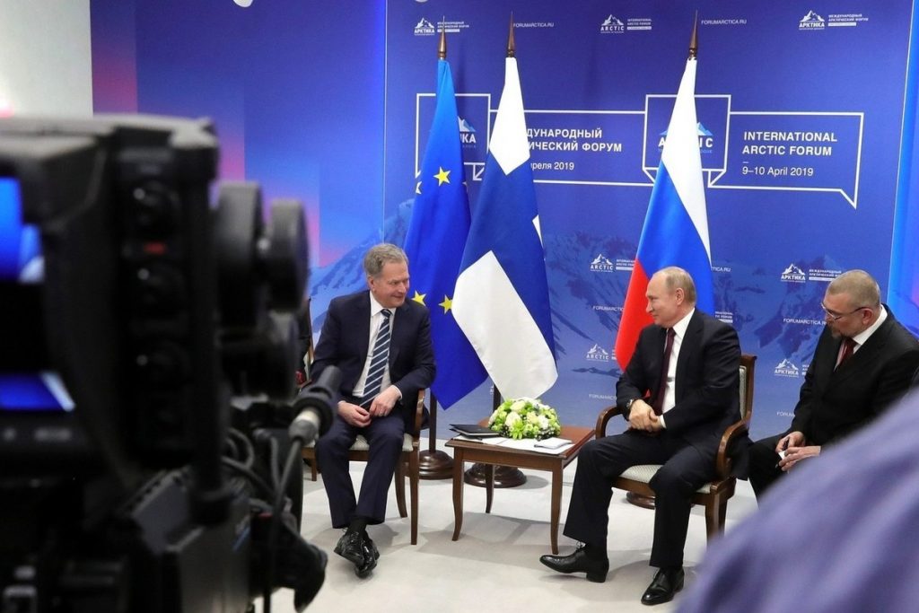 Президент Финляндии Саули Ниинисте сравнил военные ошибки Путина и Сталина — Financial Times