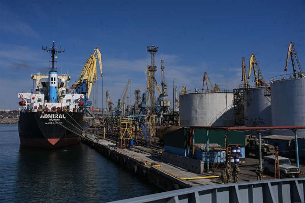 СКЦ в Стамбуле согласовал выход трех судов с продовольствием из украинских портов — Financial Times