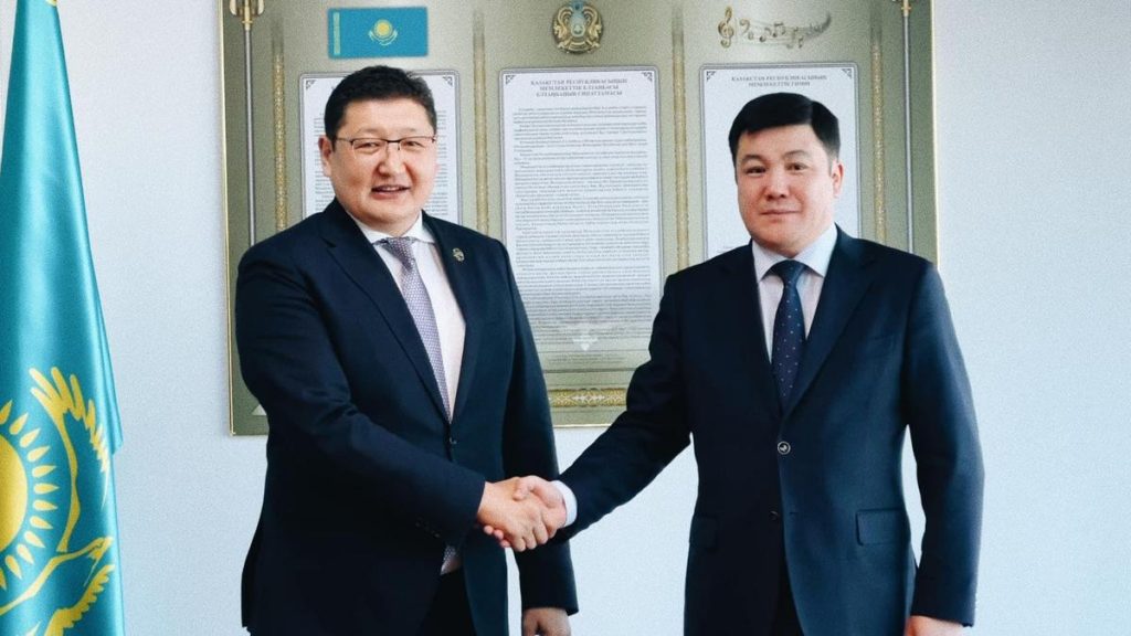 Турсынбек Кабатов стал креативным продюсером агентства «Хабар» — Fil
