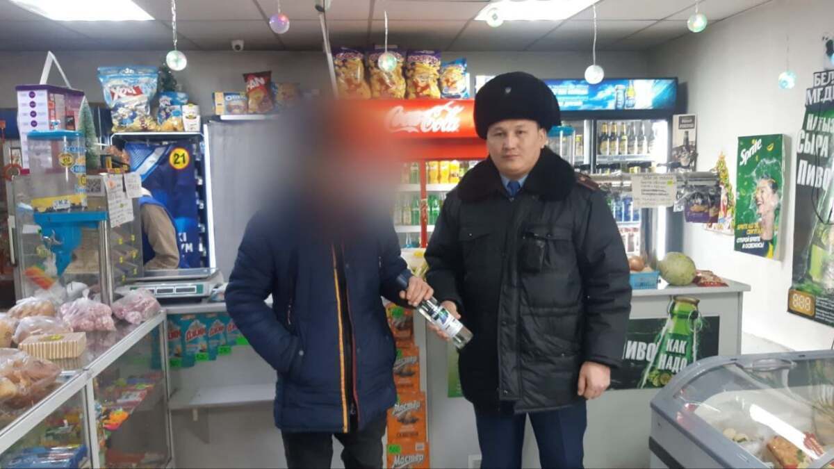 Сельчанку накажут за продажу алкоголя в неустановленное время в Павлодарской области