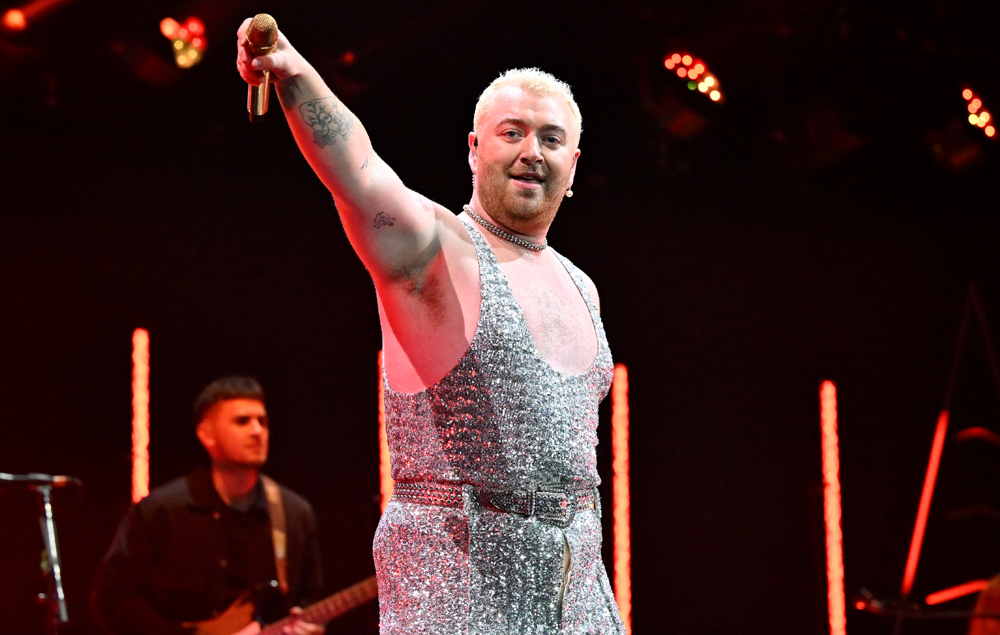 Сэм Смит выпустит новую песню «Gimme» с Коффи и Джесси Рейез на следующей неделе — Fil