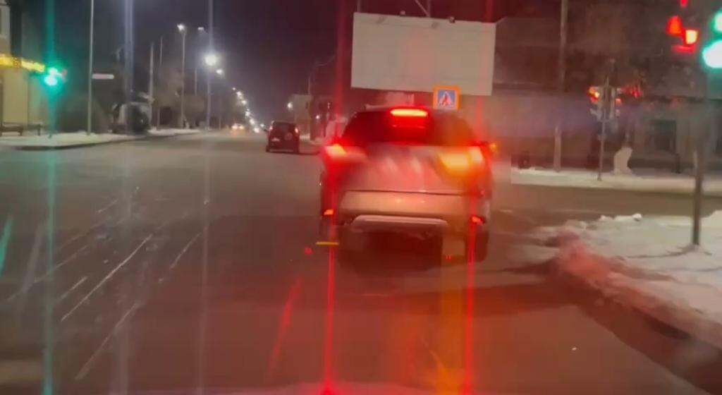 Лихача оштрафуют по двум статьям в Павлодаре