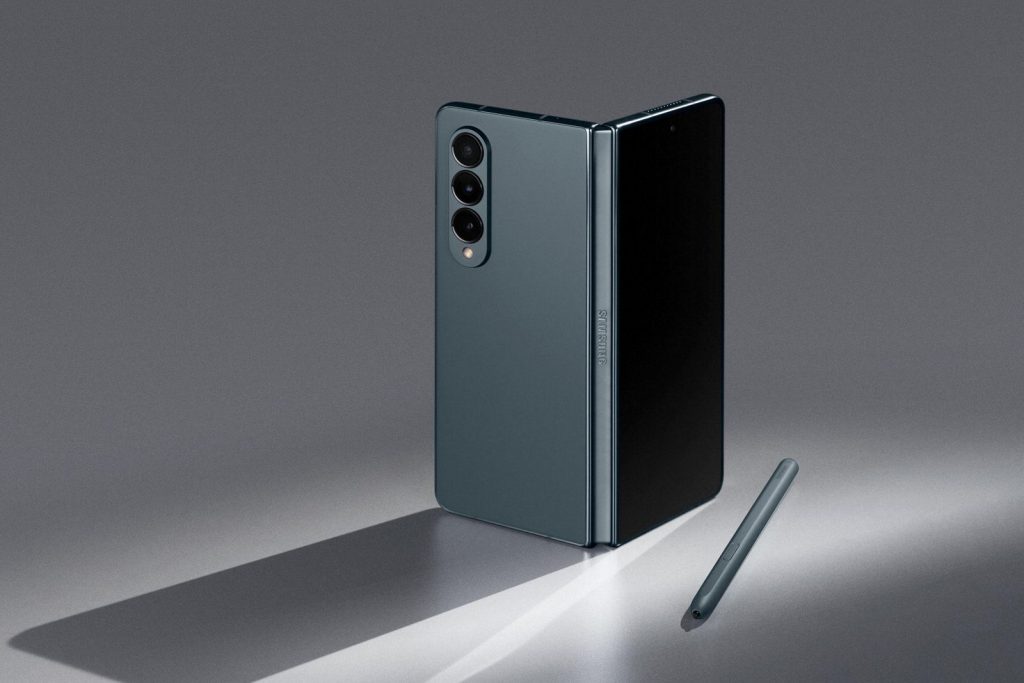 Слухи о Samsung Galaxy Z Fold 5 льют холодную воду на наши мечты о бункере для стилусов