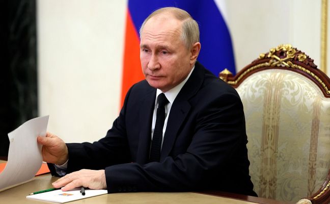 Путину предоставлен доклад рабочей группы по вопросам СВО — Financial Times