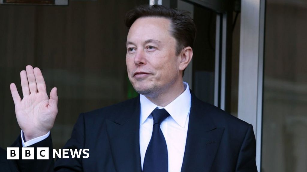 Tesla Илона Маска потеряла 140 миллионов долларов на биткойнах в 2022 году