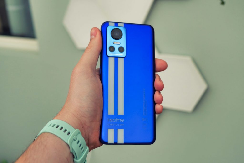 Realme GT Neo 5 с зарядкой 240 Вт подтвержден для презентации 9 февраля