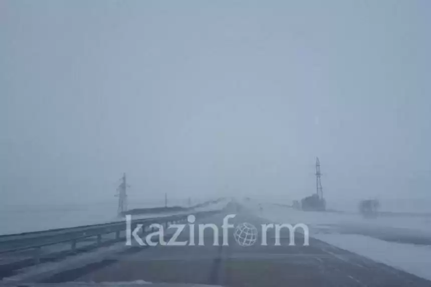 В связи с метелью ограничено движение на трех трассах в Актюбинской области — Financial Times