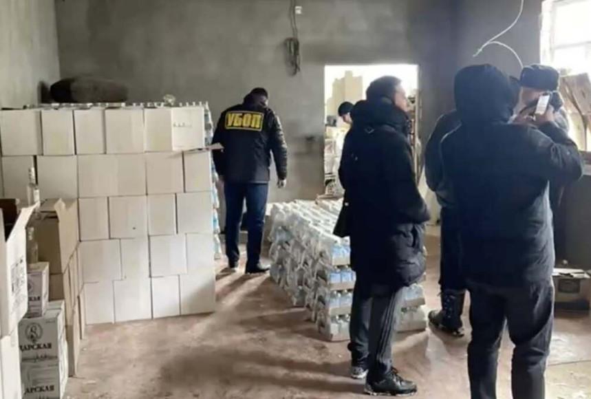 3,5 тысячи литров нелегальной алкогольной продукции изъяли атырауские полицейские — Financial Times
