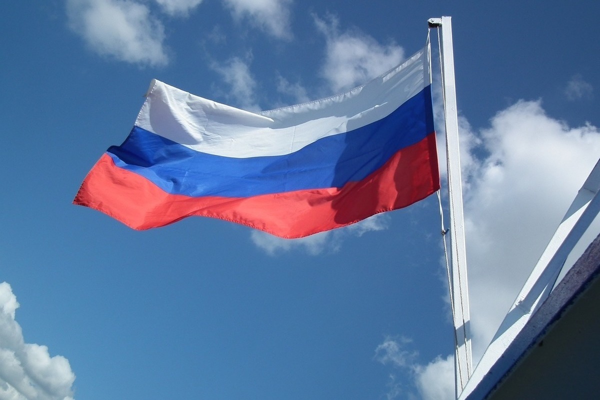 «Известия»: в Госдуме предложили дать россиянам еще один выходной — Financial Times