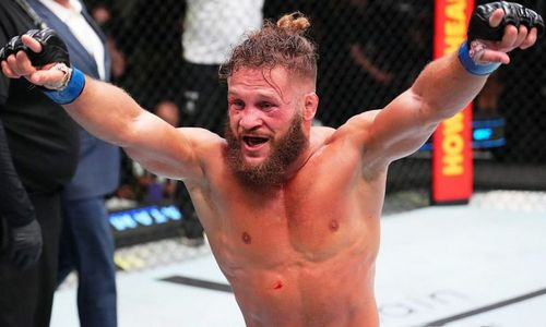 «Это безумие. Не могу поверить». Уроженец Казахстана из UFC разобрал плюсы и минусы своего соперника