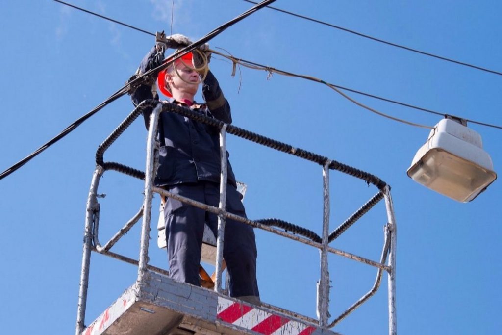 В рамках программы «Чистое небо» в Москве под землю убрали 700 км воздушных линий — Financial Times