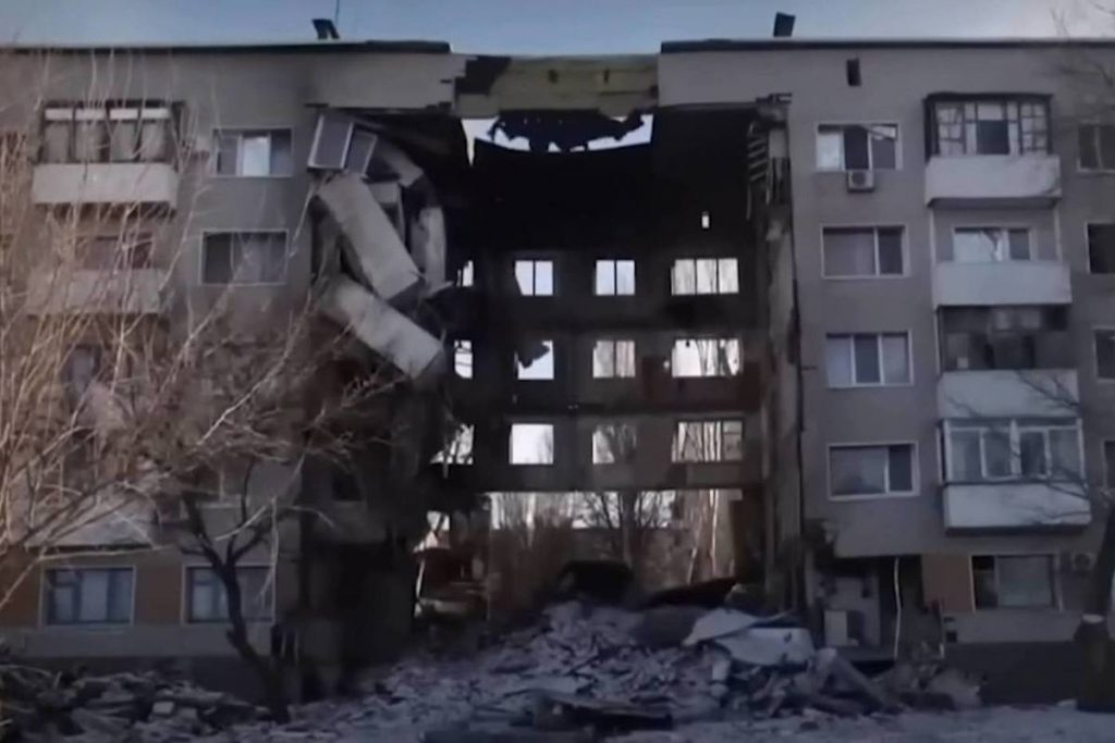 Экс-командующий десантными войсками Украины Якубец допустил сдачу Бахмута — Financial Times