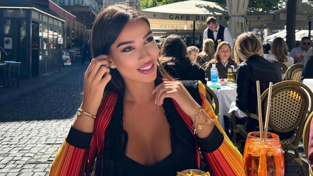 Мадлен рассказала, кто подарил ей квартиру и почему не общается с отцом — Fil