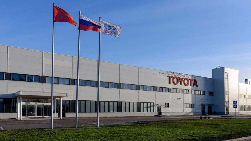 Российский автопром уменьшился до исторического минимума