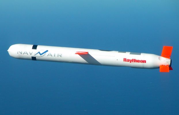 Япония хочет купить у США ракеты Tomahawk последней модификации — Financial Times