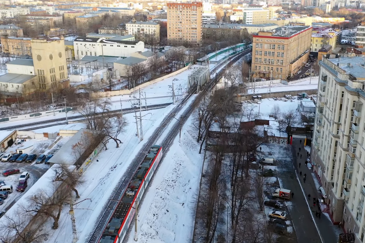 У станции БКЛ «Воронцовская» в Москве появились удобные пешеходные маршруты и новое освещение — Financial Times