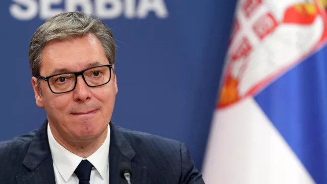 Президент Сербии пожаловался на сложности с закупкой вооружений у России — Financial Times