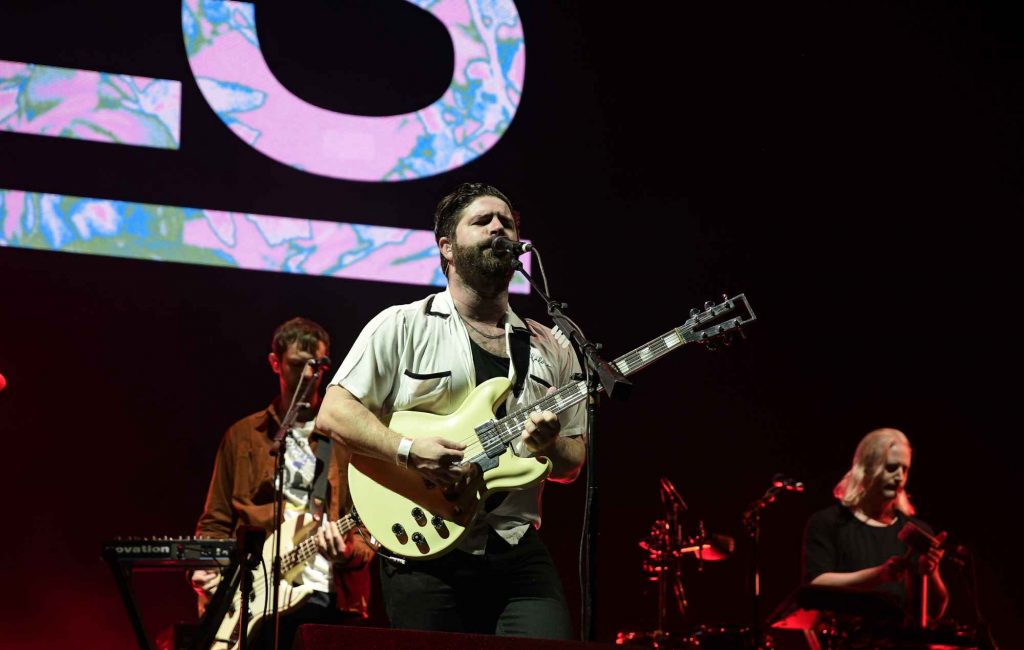 Foals поделились треками «Life Is Yours», записанными с London Contemporary Orchestra — Fil