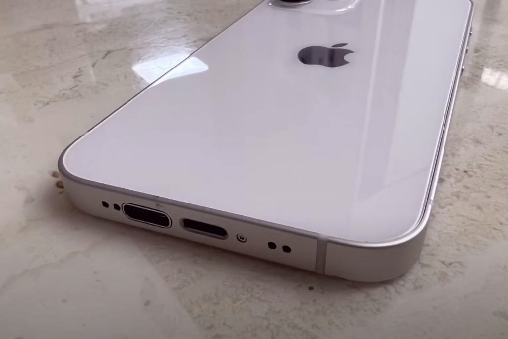 iPhone с USB-C — это круто, но этот с USB-C и Lightning еще круче