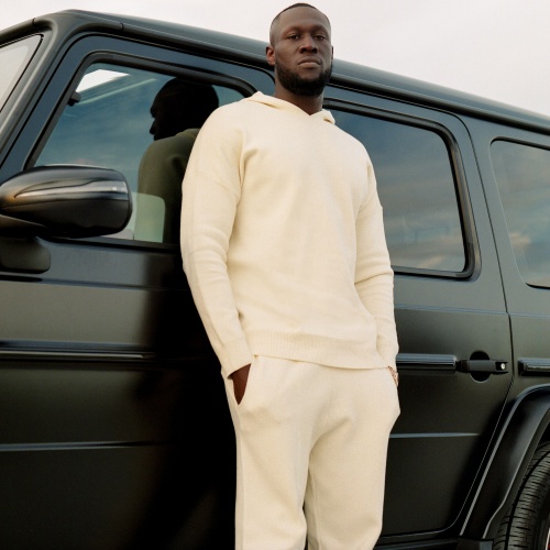 Stormzy: «Я все еще жив, и у меня все еще впереди карьера, и я благодарю Бога за это» — Fil