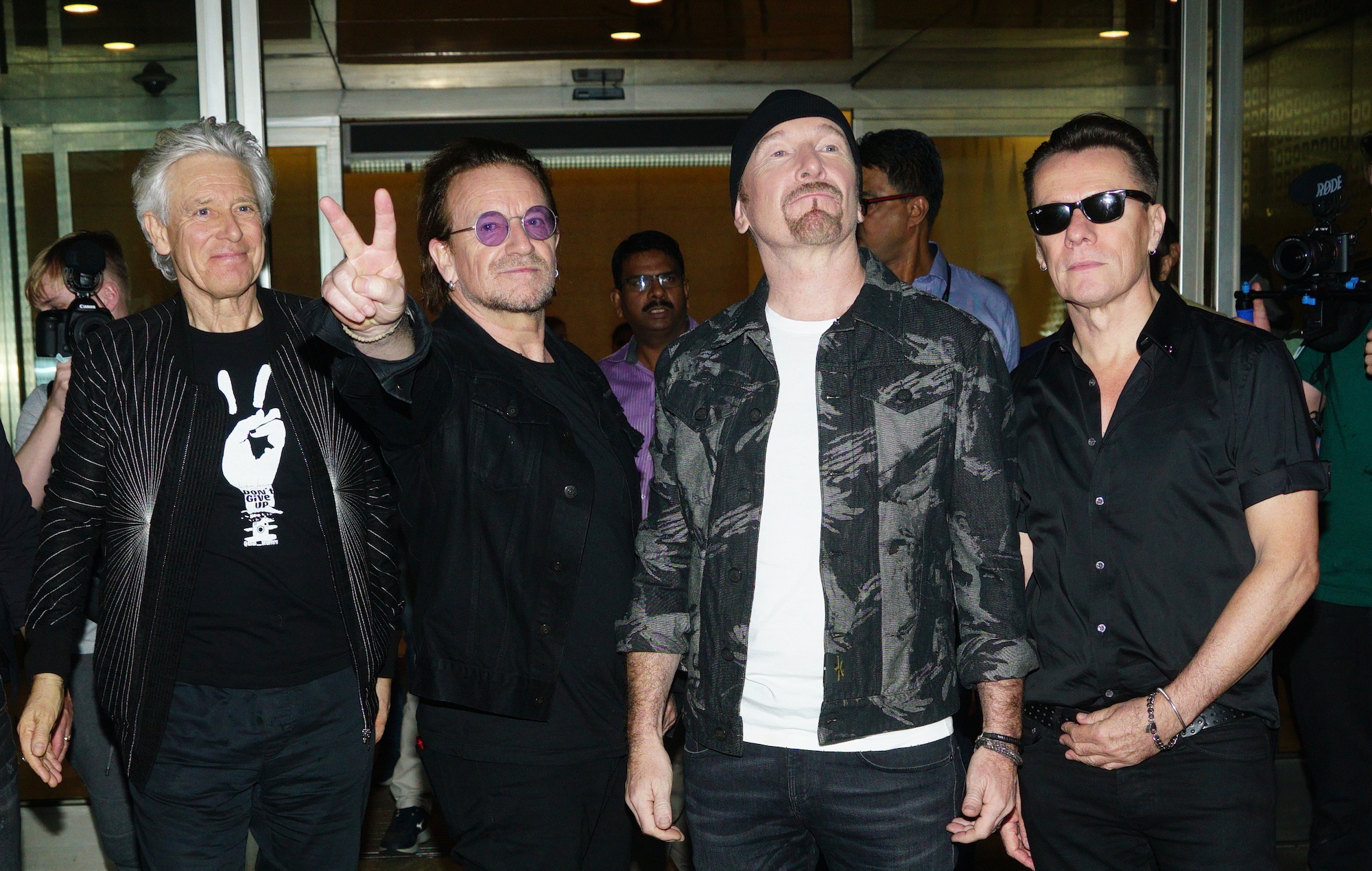 U2 объявили о своей резиденции в Лас-Вегасе во время Суперкубка — Fil