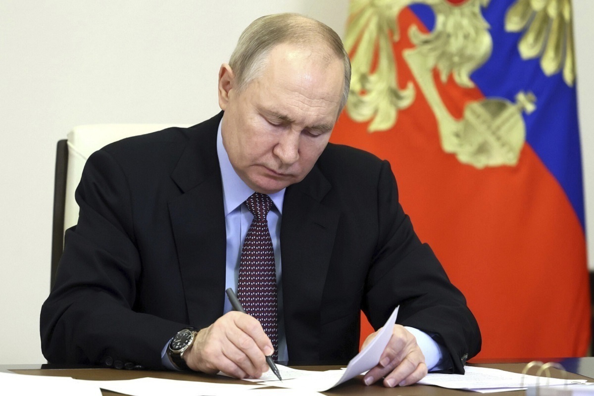 Путин выразил соболезнования из-за смерти экс-главы ЦИК Чурова — Financial Times