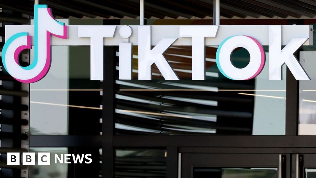 Китай раскритиковал США за запрет TikTok на федеральных устройствах — Financial Times