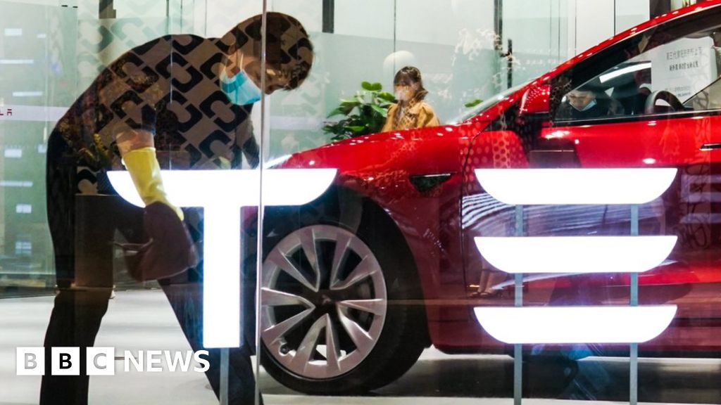 Tesla Илона Маска снова снижает цены, пытаясь увеличить продажи