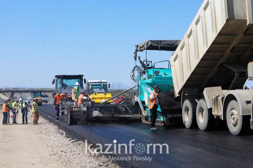 Укладку нижнего слоя покрытия трассы «Атырау-Астрахань» завершат в 2023 году — Financial Times