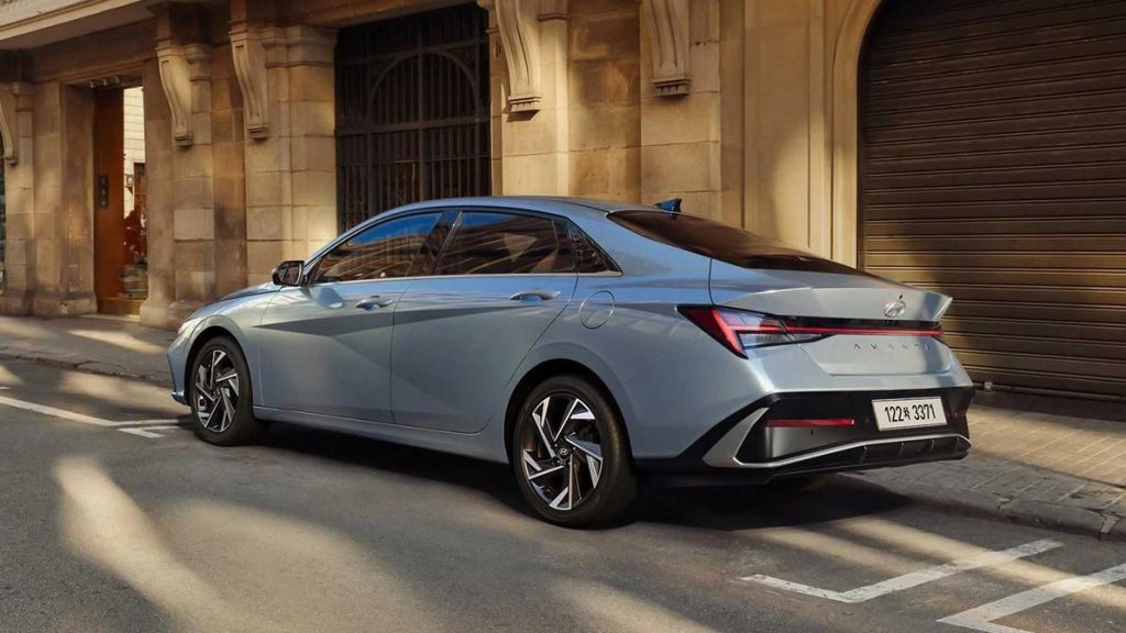 Hyundai рассекретила обновлённую Elantra — Alfacar.kz