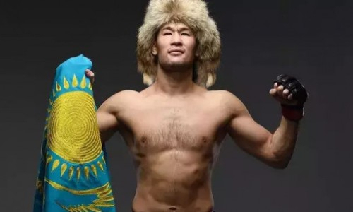 Во сколько начнется топовый бой Шавката Рахмонова в UFC