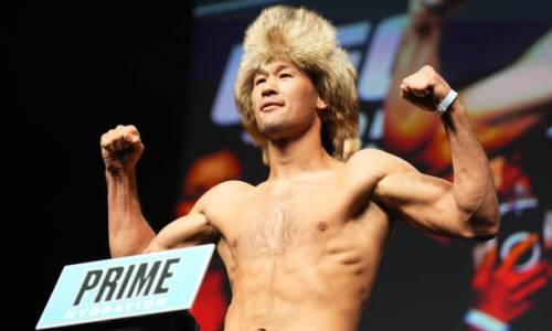 Шавкату Рахмонову выбрали соперника на главный бой турнира UFC