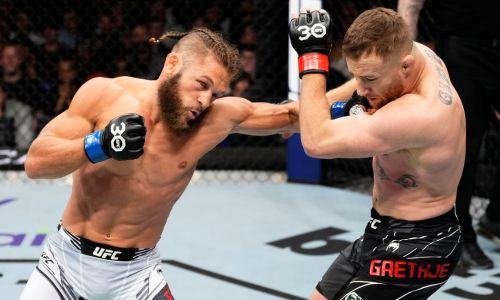 Уроженец Казахстана получил бонус за лучший бой вечера UFC
