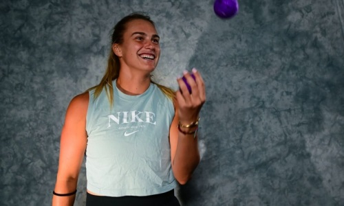 Арина Соболенко выложила забавное фото после поражения от Елены Рыбакиной