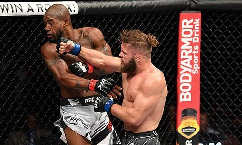 «Один из лучших ударников UFC». Появилось видео нокаутов уроженца Казахстана