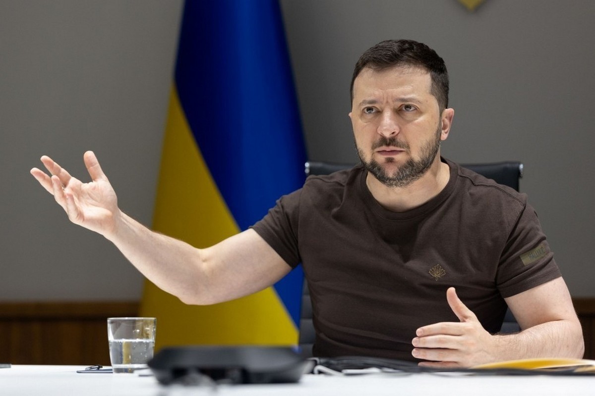 Зеленский поддержал протесты в Грузии — Financial Times