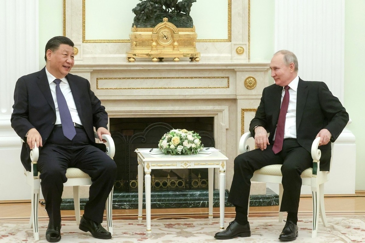 Путин и Си Цзиньпин назвали российско-китайские отношения образцовыми — Financial Times