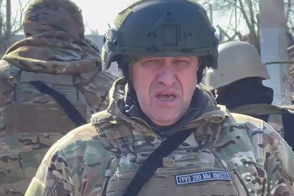 Пригожин оценил закон о дискредитации добровольцев СВО: «Посадить могут 146 млн россиян» — Financial Times