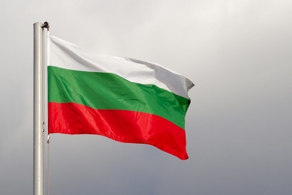 В Болгарии отпраздновали День освобождения шествием с российскими флагами — Financial Times