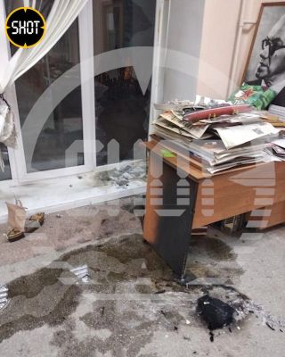 В Новосибирске подожгли центр, собирают гуманитарную помощь участникам СВО — Financial Times