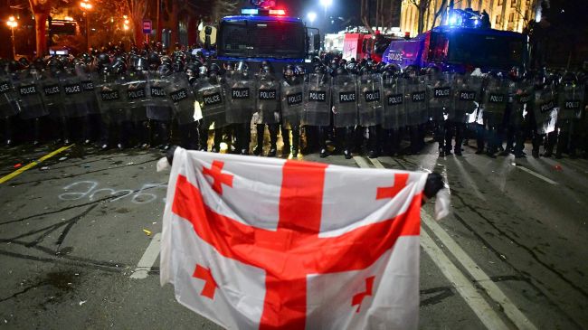 В Грузии прошла акция протеста против обязательного призыва в армию — Financial Times
