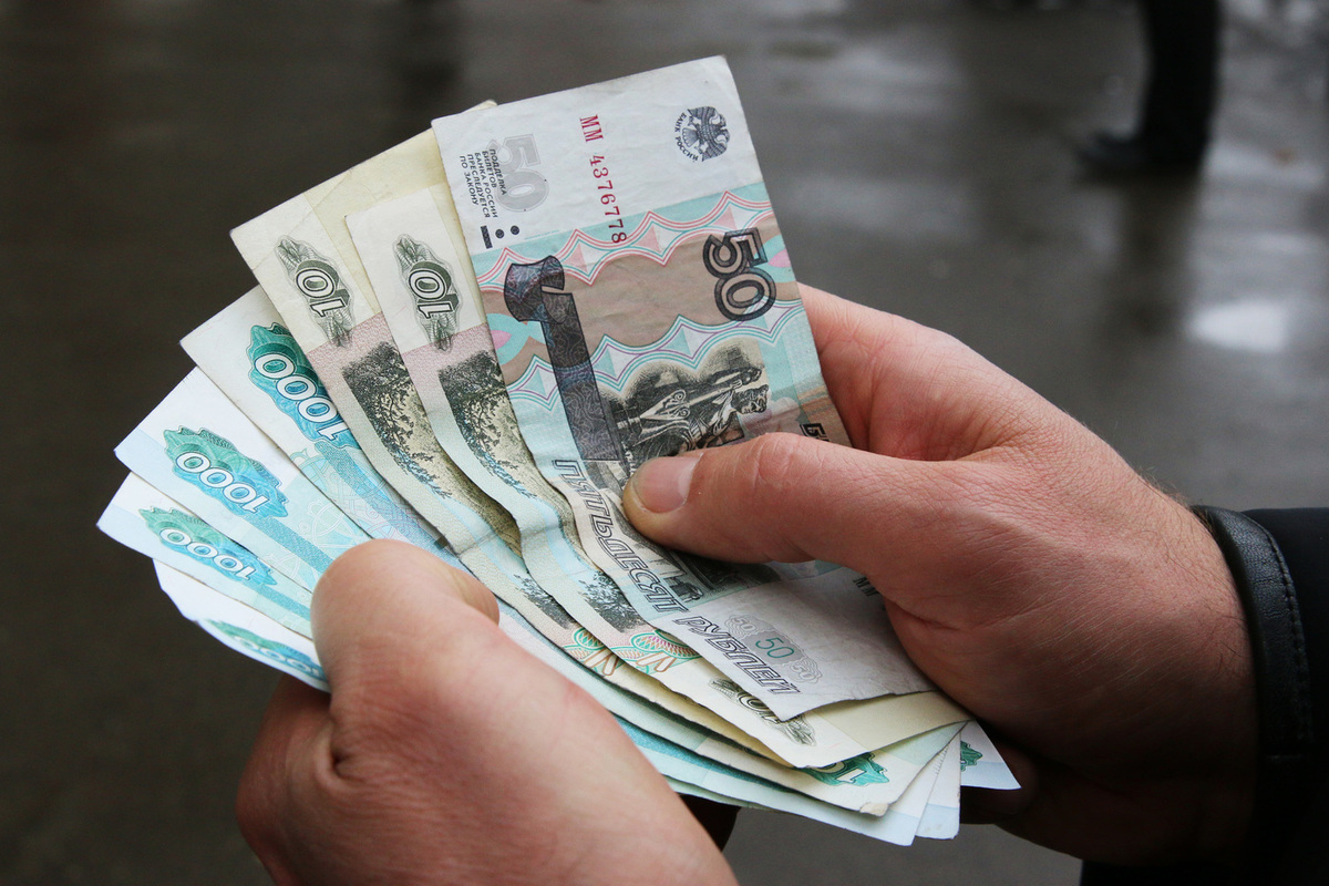 Правительство проиндексировало социальные пенсии на 3,3% с 1 апреля — Financial Times