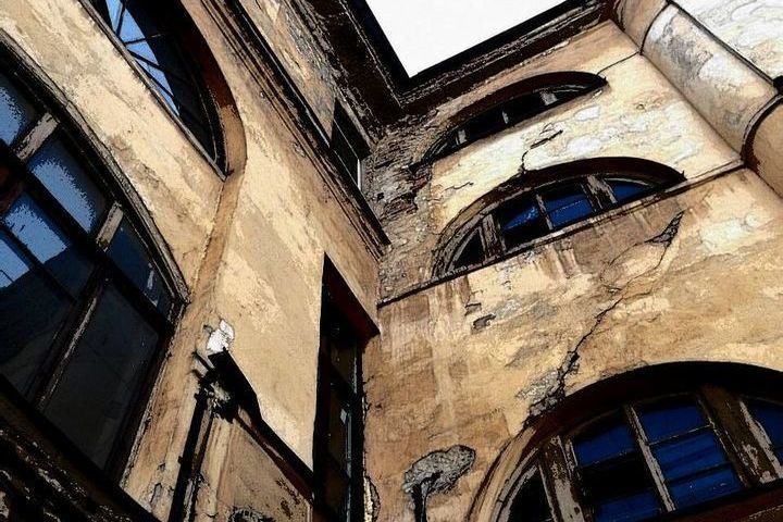 Петербурженка нашли дома мертвой 15-летнюю падчерицу — Financial Times