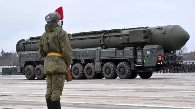 Госдеп: Военная помощь США Украине не является основанием для выхода России из ДСНВ — Financial Times